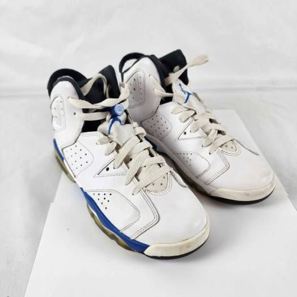 Kids Jordans (5Y)